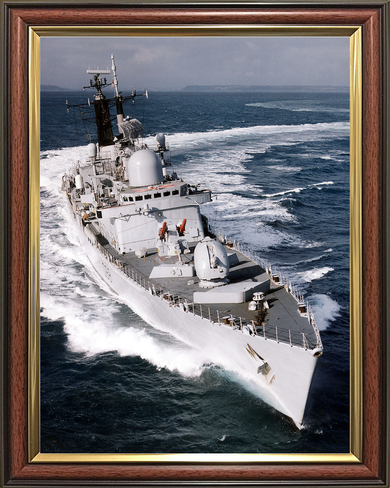 HMS York D98 Type 42 Destroyer 2004