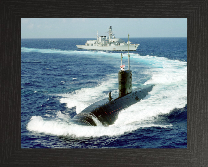 HMS Sceptre S104 Swiftsure Class Submarine 1996
