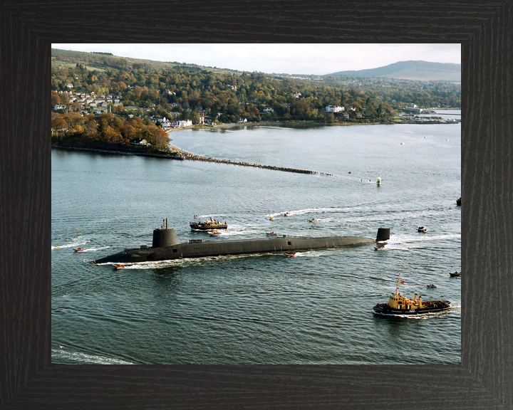 HMS Vanguard S28 Vanguard Class Submarine 1992 Photo Print - Posters, Prints, & Visual Artwork - by Hampshire Prints (image 3 of 9)