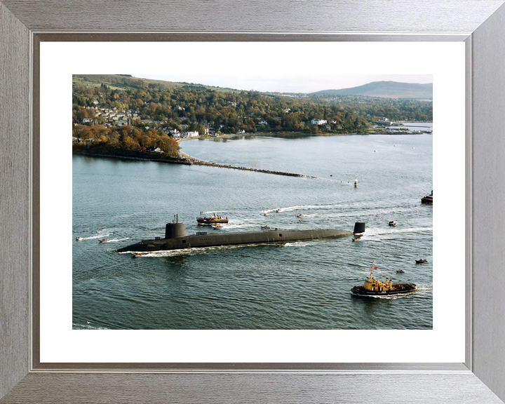 HMS Vanguard S28 Vanguard Class Submarine 1992 Photo Print - Posters, Prints, & Visual Artwork - by Hampshire Prints (image 6 of 9)