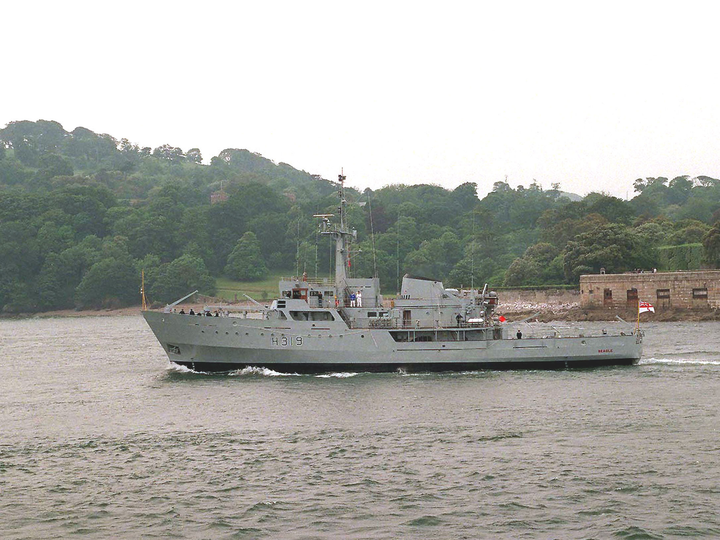 HMS Beagle (H319) Photo Print - Plymouth Sound - Royal Navy Bulldog Class Survey Vessel