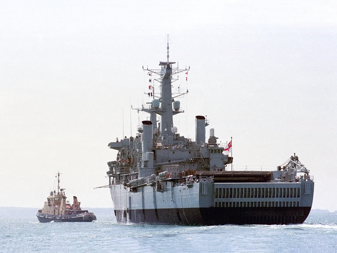 HMS Fearless (L10) Royal Navy Fearless Class Landing Platform Dock Under Tow 2001 Photo Print Wall Art Decor - Posters, Prints, & Visual Artwork - by Hampshire Prints (image 1 of 9)