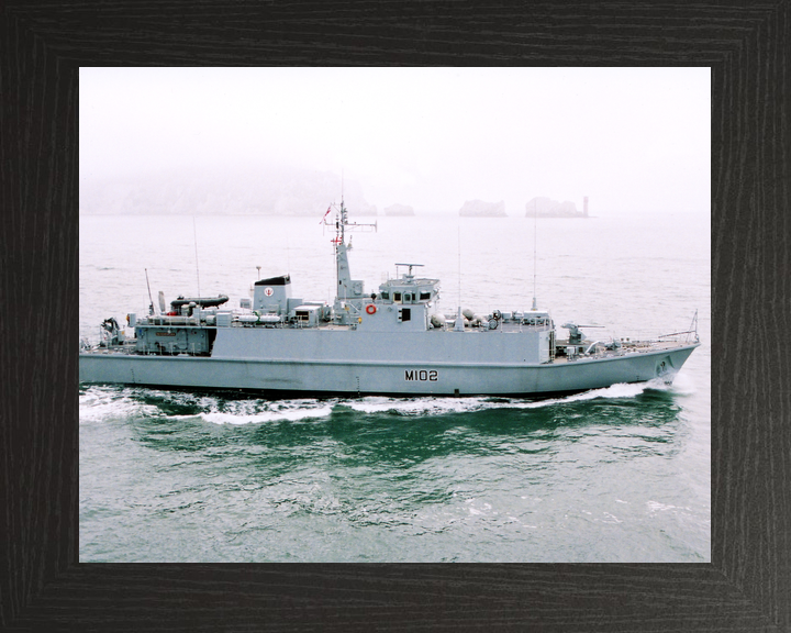 HMS Inverness M102 Sandown Class Minehunter August 2001 Photo Print