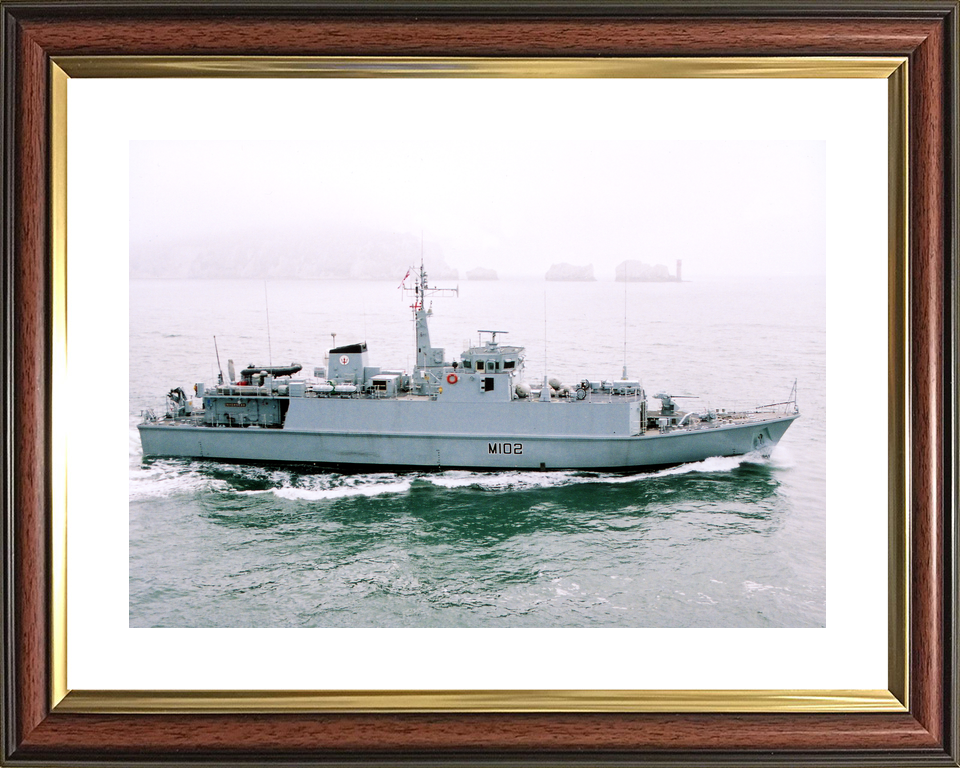 HMS Inverness M102 Sandown Class Minehunter August 2001 Photo Print