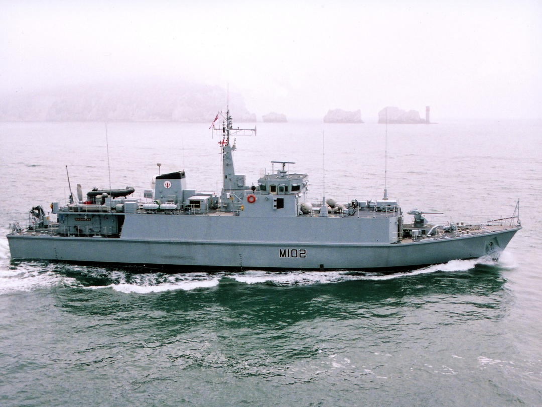 HMS Inverness (M102) Photo Print - at sea 2001 - Royal Navy Sandown Class Minehunter
