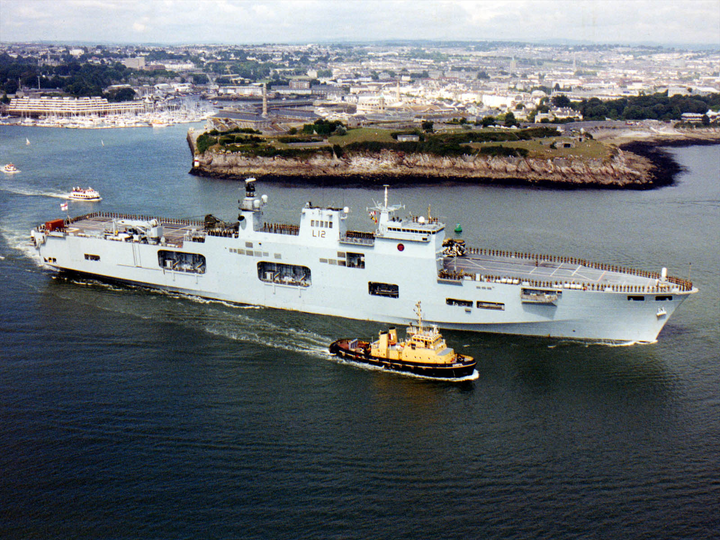 HMS Ocean (L12) Photo Print - Departs Plymouth 2001 - Royal Navy Landing Platform Helicopter