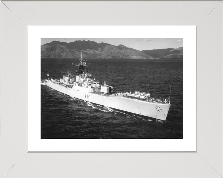 HMS Yarmouth F101 Rothesay Class Frigate High Starboard View Photo Print - Posters, Prints, & Visual Artwork - by Hampshire Prints (image 4 of 9)