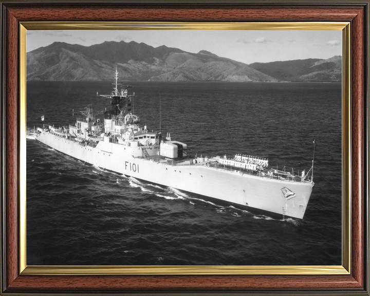 HMS Yarmouth F101 Rothesay Class Frigate High Starboard View Photo Print - Posters, Prints, & Visual Artwork - by Hampshire Prints (image 9 of 9)