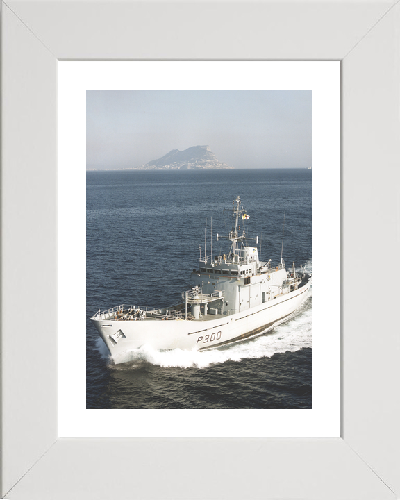 HMS Lindisfarne P300 Island Class Patrol Vessel Photo Print - Posters, Prints, & Visual Artwork - by Hampshire Prints (image 4 of 9)