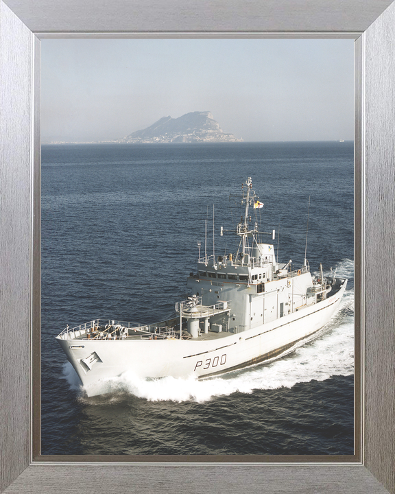 HMS Lindisfarne P300 Island Class Patrol Vessel Photo Print - Posters, Prints, & Visual Artwork - by Hampshire Prints (image 7 of 9)