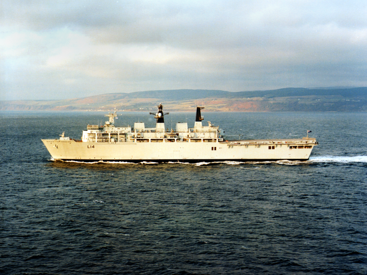 HMS Albion (L14) Royal Navy Albion Class Amphibious Ship During Trials 2002 Photo Print Wall Art Naval Decor Posters, Prints, & Visual Artwork Hampshire Prints 6 x 4 No Frame No