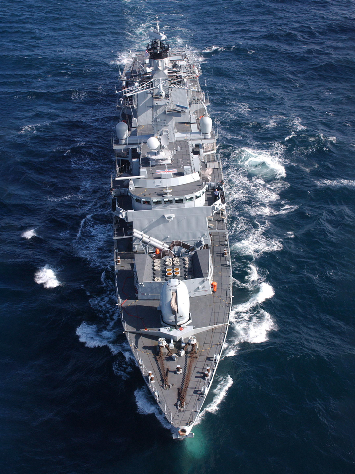 HMS Argyll (F231) Photo Print - From Above 2004 - Royal Navy Type 23 Frigate Posters, Prints, & Visual Artwork Hampshire Prints 6 x 4 No Frame No