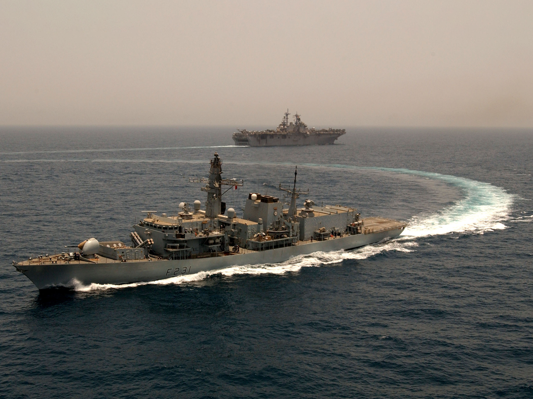 HMS Argyll (F231) Photo Print - Arabian Gulf 2005 - Royal Navy Type 23 Frigate Posters, Prints, & Visual Artwork Hampshire Prints 6 x 4 No Frame No