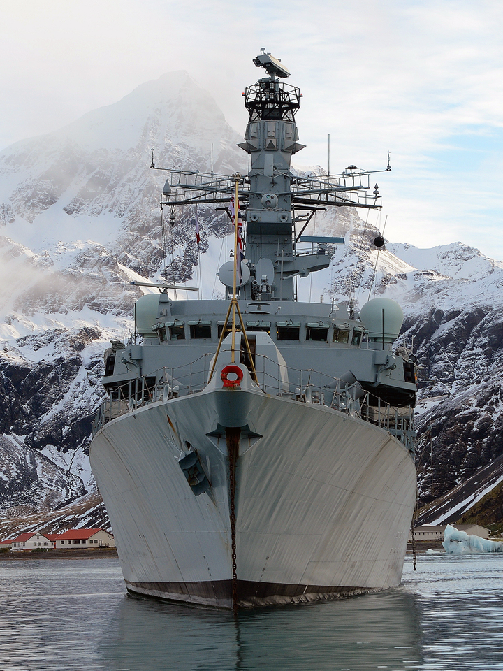 HMS Argyll (F231) Royal Navy Type 23 Frigate South Georgia 2013 Wall Art Photo Print Decor Posters, Prints, & Visual Artwork Hampshire Prints 6 x 4 No Frame No