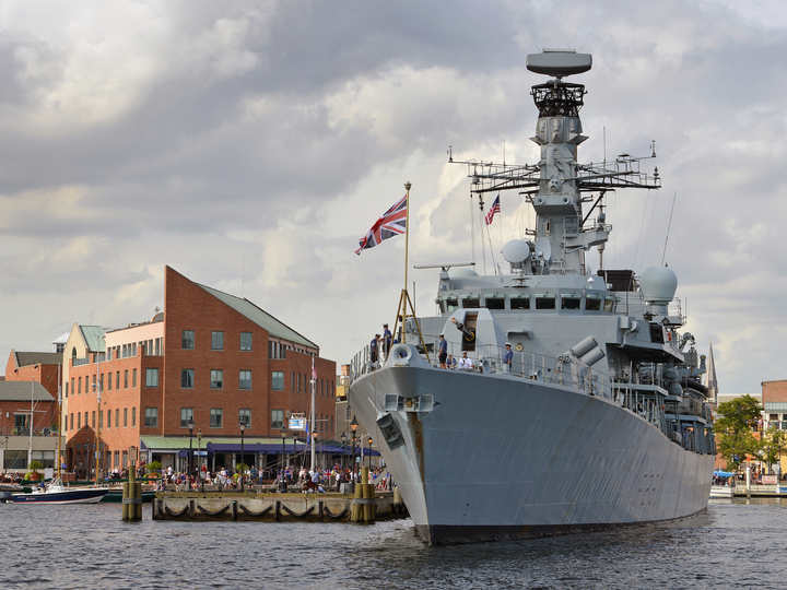 HMS Argyll (F231) Royal Navy Type 23 Frigate Alongside Baltimore 2014 Photo Print Wall Art Decor Posters, Prints, & Visual Artwork Hampshire Prints 6 x 4 No Frame No