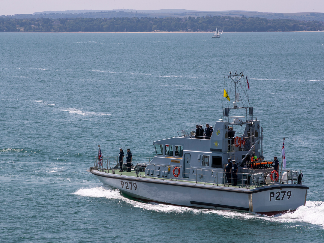 HMS Blazer (P279) Photo Print - At Sea 2022 - Royal Navy Archer Class P2000 Patrol Vessel Posters, Prints, & Visual Artwork Hampshire Prints 6 x 4 No Frame No