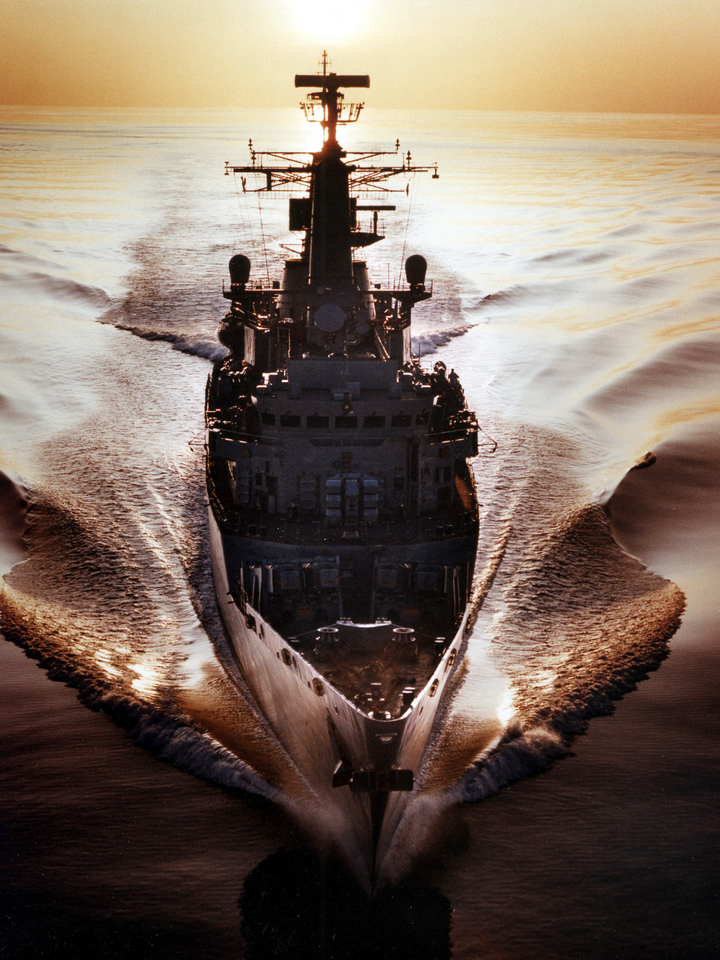 HMS Boxer (F92) Photo Print - At Sunset 1997 - Royal Navy Type 22 Frigate Posters, Prints, & Visual Artwork Hampshire Prints 6 x 4 No Frame No