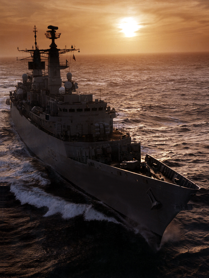 HMS Boxer (F92) Photo Print - Sunset At Sea 1997 - Royal Navy Type 22 Frigate Posters, Prints, & Visual Artwork Hampshire Prints 6 x 4 No Frame No