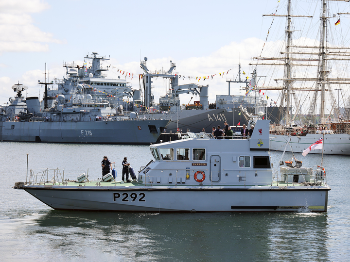 HMS Charger (P292) Royal Navy Archer Class Patrol Vessel Kiel Harbour 2022 Photo Print Wall Art Decor Posters, Prints, & Visual Artwork Hampshire Prints 6 x 4 No Frame No