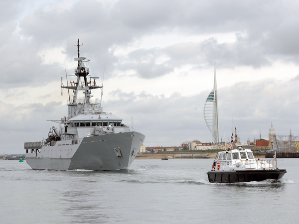 HMS Clyde P257 River Class Patrol Vessel 20 August 2007 Leaves Portsmouth