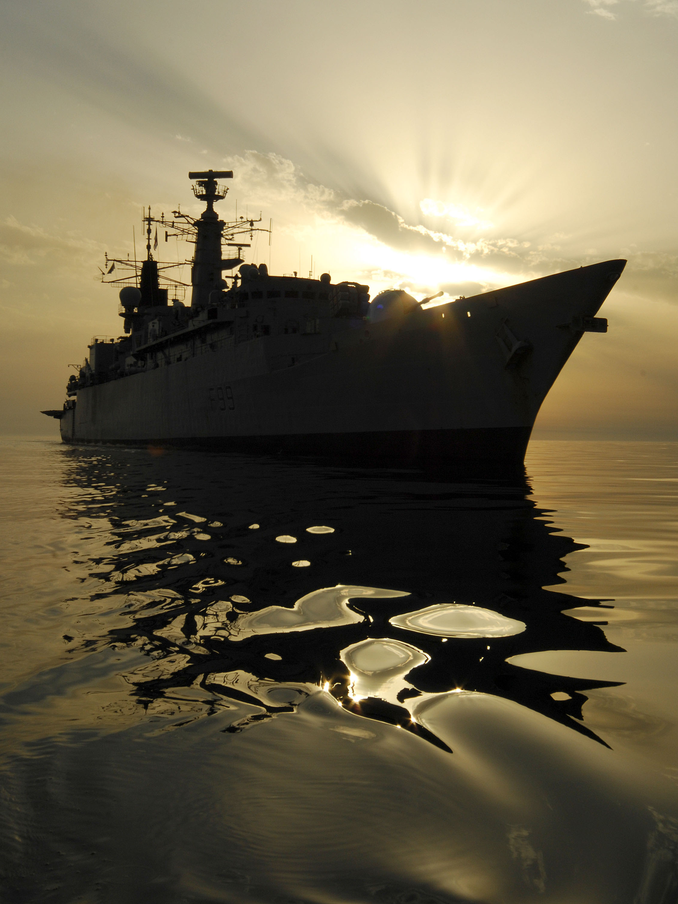 HMS Cornwall (F99) - Sunset Silhouette 2007 - Royal Navy type 22 ...
