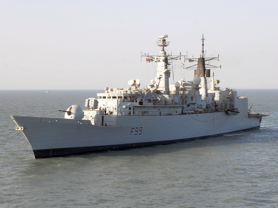 HMS Cornwall (F99) Photo Print - North Arabian Gulf 2007 - Royal Navy type 22 Frigate Posters, Prints, & Visual Artwork Hampshire Prints 6 x 4 No Frame No