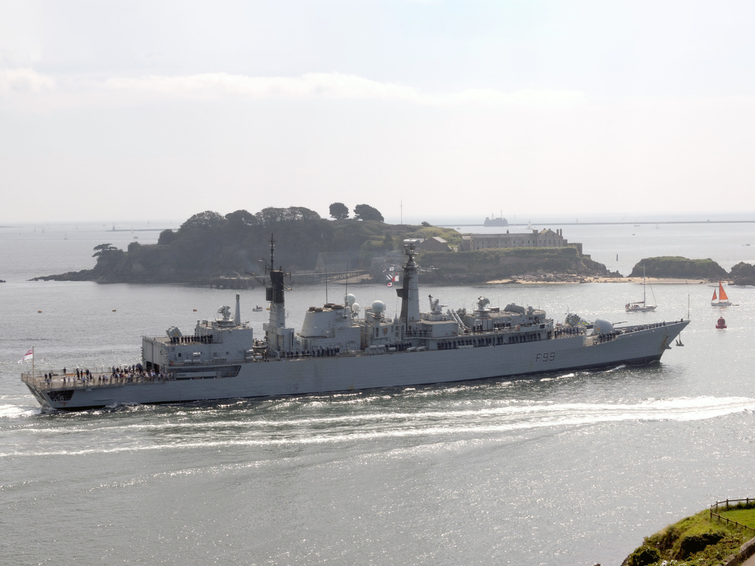 HMS Cornwall (F99) Photo Print - Plymouth Return 2006 - Royal Navy type 22 Frigate Posters, Prints, & Visual Artwork Hampshire Prints 6 x 4 No Frame No