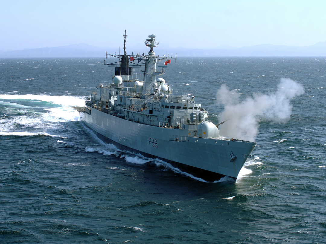 HMS Cornwall (F99) Photo Print - Live Firing 2009 - Royal Navy type 22 Frigate Posters, Prints, & Visual Artwork Hampshire Prints 6 x 4 No Frame No