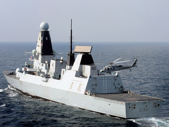 HMS Daring (D32) Royal Navy Type 45 Destroyer With Seahawk Helicopter 2012 Photo Print Wall Art Decor Posters, Prints, & Visual Artwork Hampshire Prints 6 x 4 No Frame No