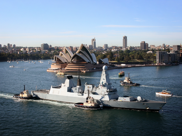 HMS Daring (D32) Royal Navy Type 45 Destroyer Sydney Opera House 2013 Photo Print Wall Art Decor Posters, Prints, & Visual Artwork Hampshire Prints 6 x 4 No Frame No
