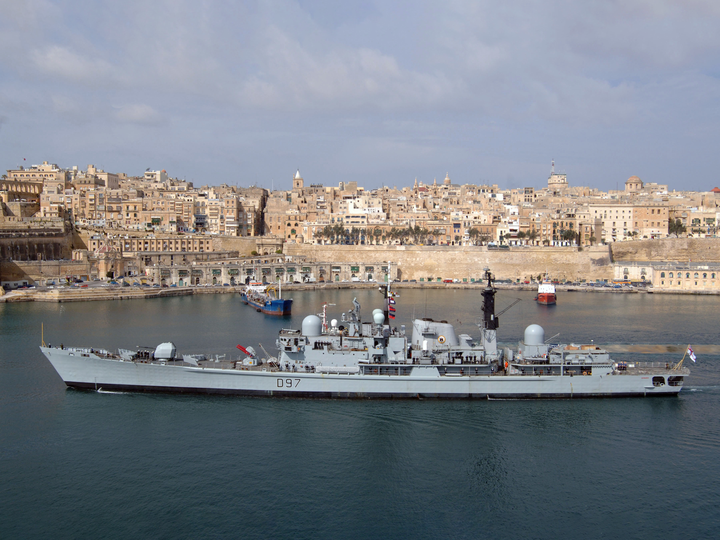 HMS Edinburgh (D97) Photo Print - Valletta 2008 - Royal Navy Type 42 Destroyer Posters, Prints, & Visual Artwork Hampshire Prints 6 x 4 No Frame No
