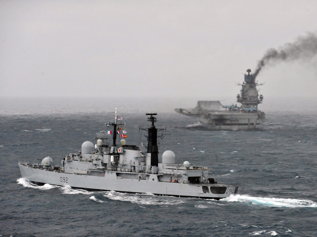 HMS Liverpool (D92) Photo Print - Escorts Russian Carrier 2012 - Royal Navy Type 42 Destroyer Posters, Prints, & Visual Artwork Hampshire Prints 6 x 4 No Frame No