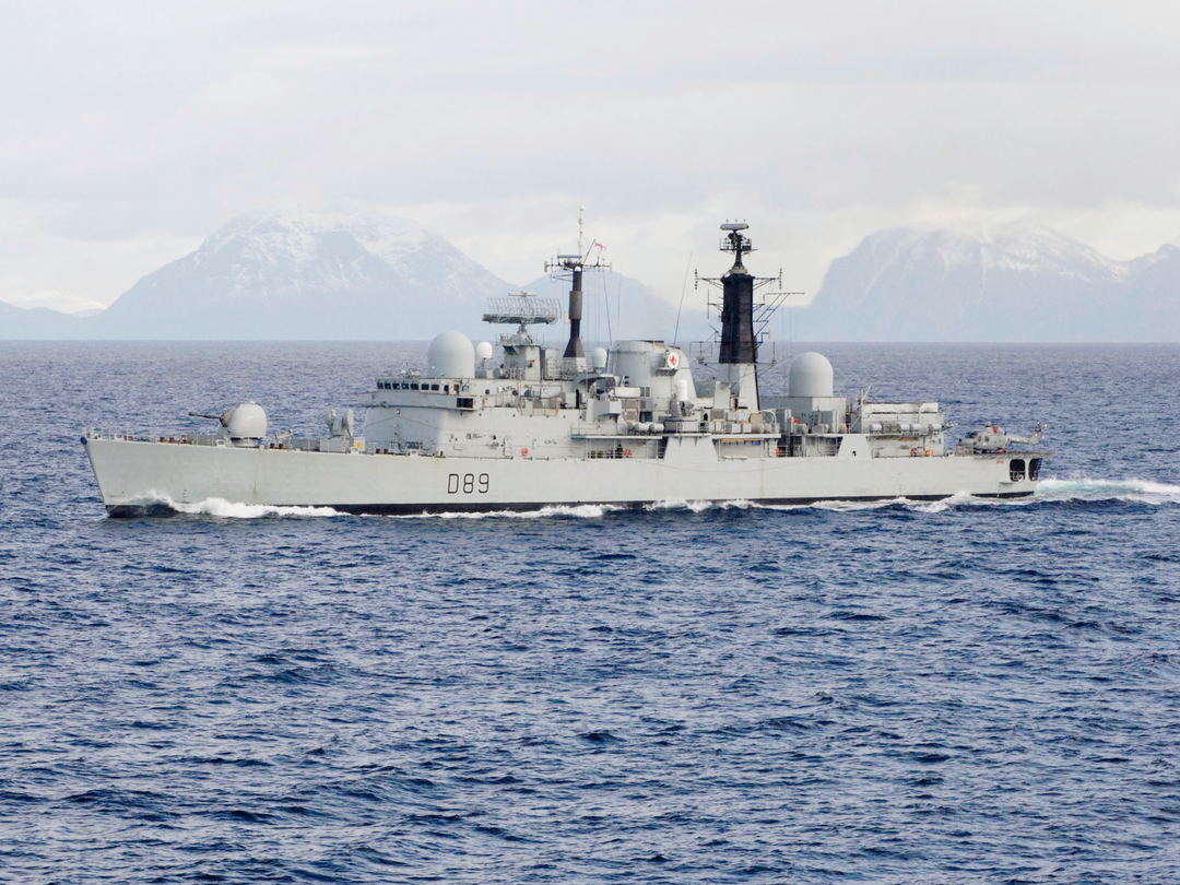 HMS Exeter (D89) Royal Navy Type 42 Destroyer At Sea March 2006 Photo Print Wall Art Decor - Posters, Prints, & Visual Artwork - by Hampshire Prints (image 1 of 9)