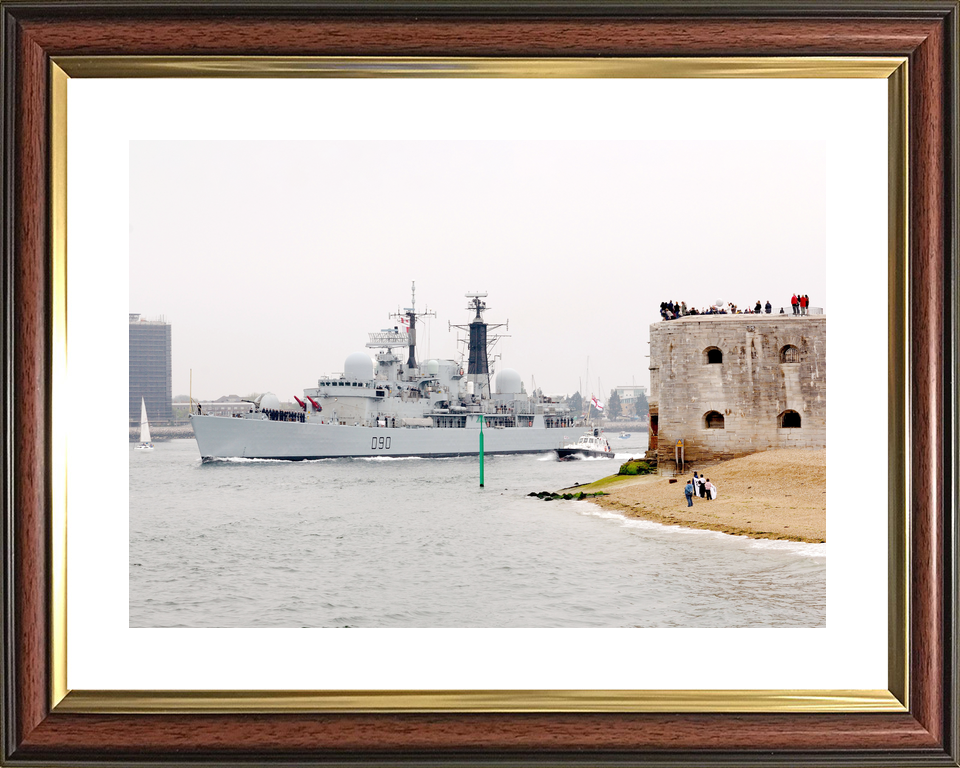 HMS Southampton D90 Type 42 Destroyer December 2007