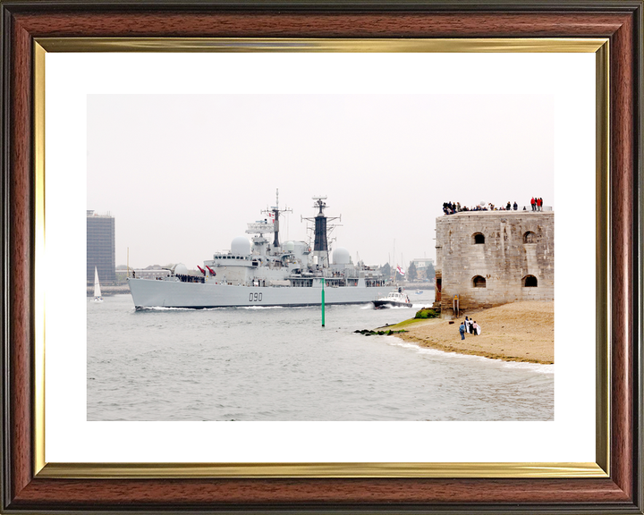 HMS Southampton D90 Type 42 Destroyer December 2007