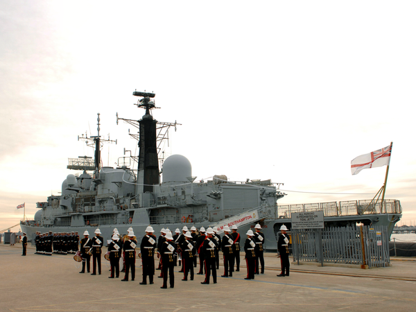 HMS Southampton D90 Type 42 Destroyer February 2009