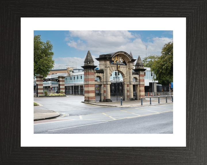 HMS Nelson Main Gate Portsmouth 2018 Photo Print - Posters, Prints, & Visual Artwork - by Hampshire Prints (image 2 of 9)