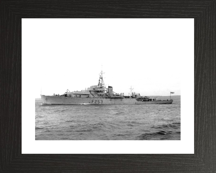 HMS Helmsdale (F253) Royal Navy River Class Frigate Port Side View Photo Print Wall Art Decor - Posters, Prints, & Visual Artwork - by Hampshire Prints (image 2 of 9)