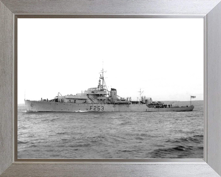 HMS Helmsdale (F253) Royal Navy River Class Frigate Port Side View Photo Print Wall Art Decor - Posters, Prints, & Visual Artwork - by Hampshire Prints (image 7 of 9)