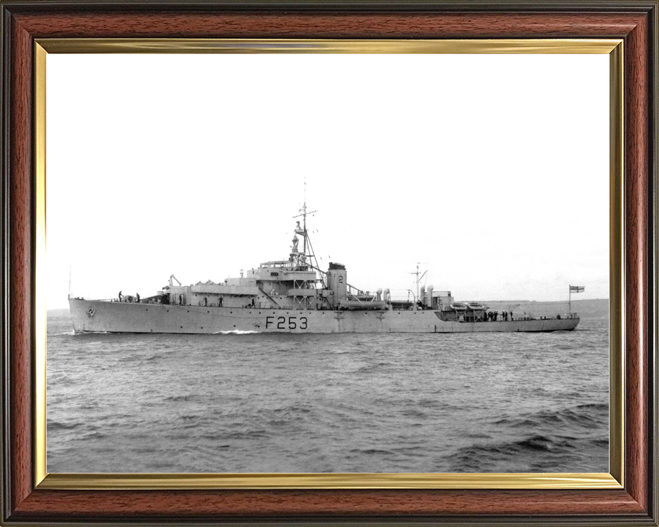 HMS Helmsdale (F253) Royal Navy River Class Frigate Port Side View Photo Print Wall Art Decor - Posters, Prints, & Visual Artwork - by Hampshire Prints (image 9 of 9)