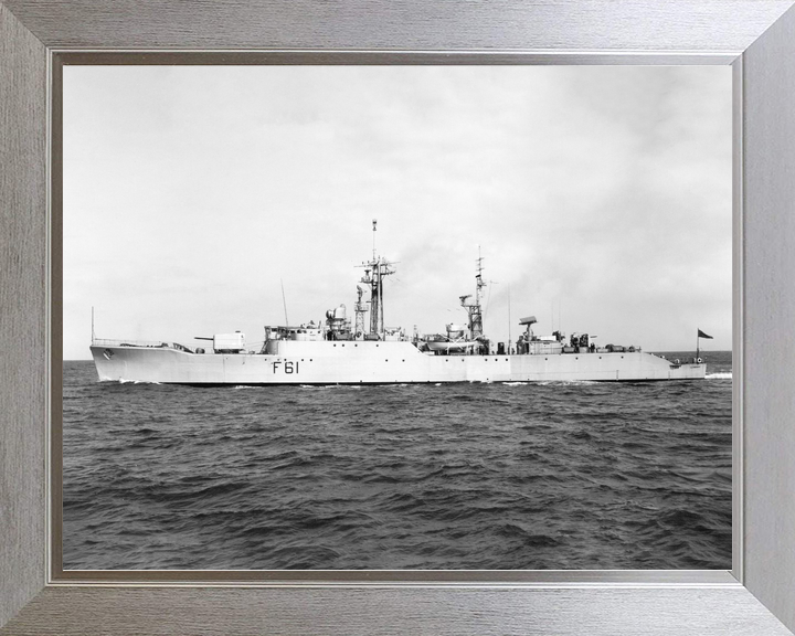HMS Llandaff F61 Salisbury Class Frigate 1959 Photo Print - Posters, Prints, & Visual Artwork - by Hampshire Prints (image 7 of 9)
