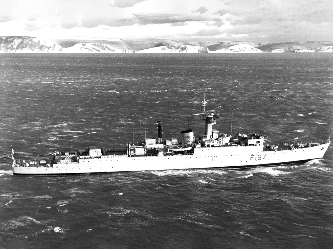 HMS Grenville (F197) Royal Navy U Class Destroyer At Sea 1969 Photo Print Wall Art Decor - Posters, Prints, & Visual Artwork - by Hampshire Prints (image 1 of 9)