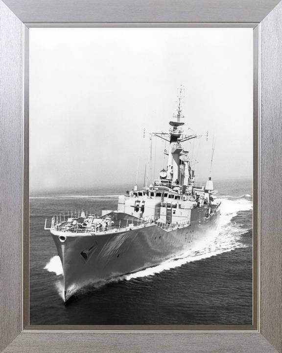 HMS Lowestoft F103 Rothesay Class Frigate 1970 Photo Print - Posters, Prints, & Visual Artwork - by Hampshire Prints (image 7 of 9)