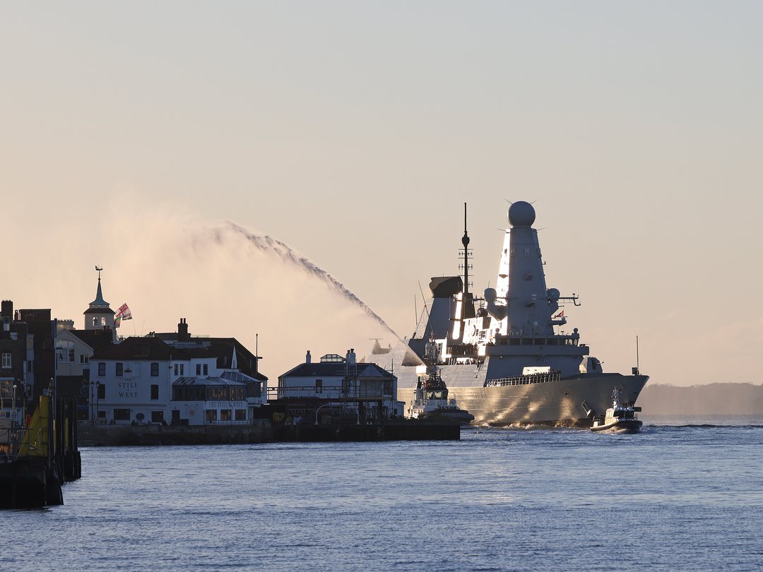 HMS Dauntless (D33) Photo Print - Homecoming 2025 - Royal Navy Type 45 Destroyer Posters, Prints, & Visual Artwork Hampshire Prints 6 x 4 No Frame No