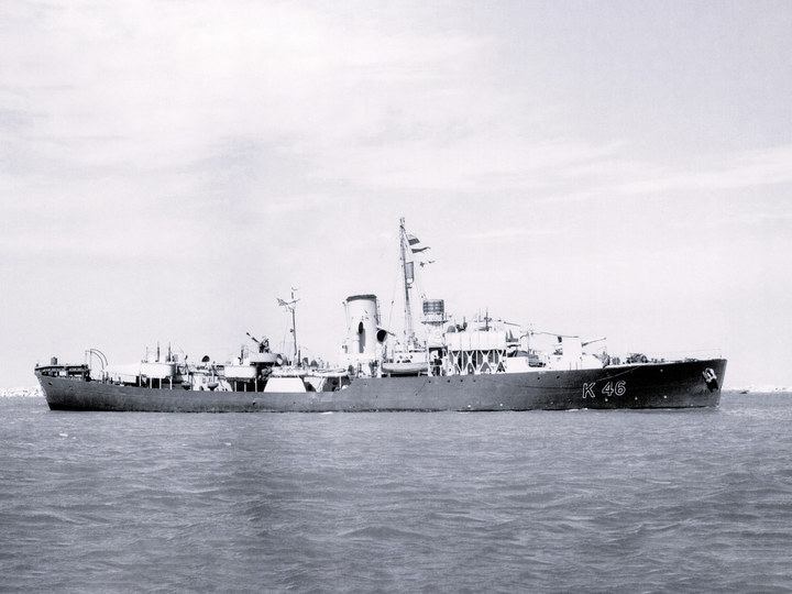 HMS La Malouine (K46) Photo Print - At Sea 1944 - Royal Navy Flower Class Corvette Posters, Prints, & Visual Artwork Hampshire Prints 6 x 4 No Frame No