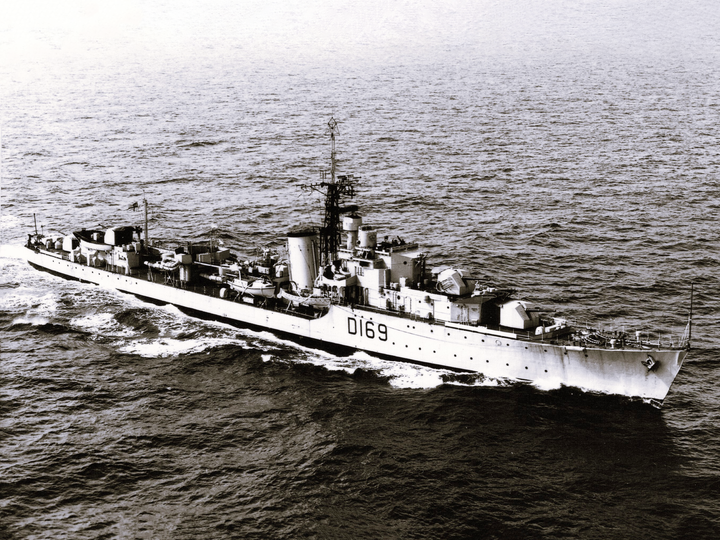 HMS Ulysses (R69) - At Sea - Royal Navy U Class Destroyer Photo Print Wall Art Naval Decor UK Posters, Prints, & Visual Artwork Hampshire Prints 6 x 4 No Frame No