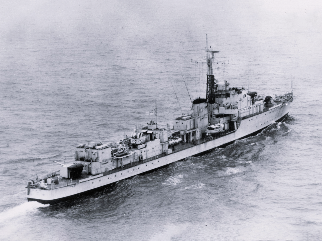 HMS Carron (D30) Photo Print - at sea - Royal Navy C Class Destroyer Posters, Prints, & Visual Artwork Hampshire Prints 6 x 4 No Frame No