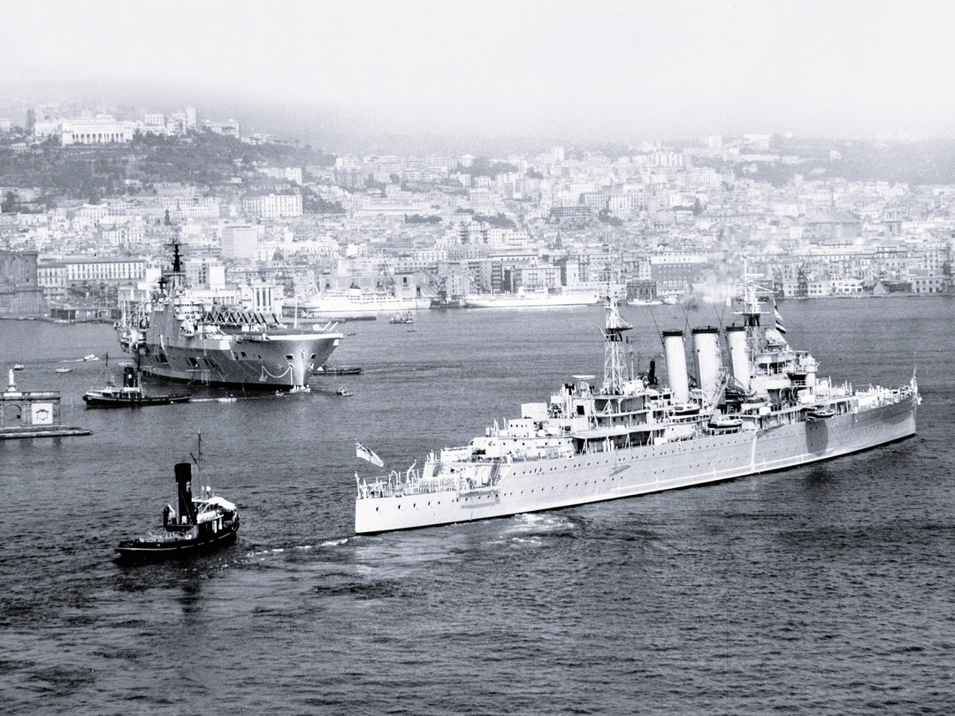 HMS Cumberland (57) Royal Navy County Class Cruiser Warship Naples 1955 Photo Print Wall Art Decor Posters, Prints, & Visual Artwork Hampshire Prints 6 x 4 No Frame No