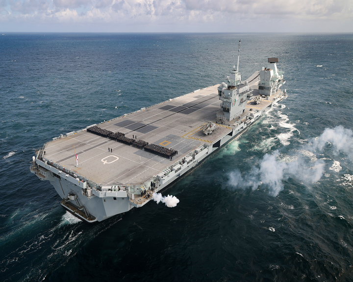 HMS Queen Elizabeth (R08) Photo Print - At Sea - Royal Navy Queen Elizabeth Class Aircraft Carrier Posters, Prints, & Visual Artwork Hampshire Prints 6 x 4 No Frame No