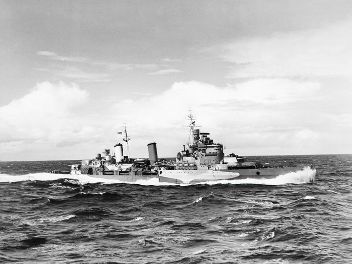 HMS Belfast (C35) Royal Navy Town Class Light Cruiser Starboard Beam View Photo Print Wall Art Decor Posters, Prints, & Visual Artwork Hampshire Prints 6 x 4 No Frame No